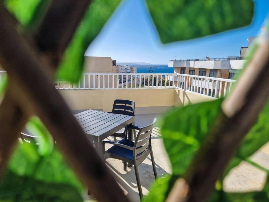 Comfy And Cosy. Appartement St. Paul's Bay Buitenkant foto